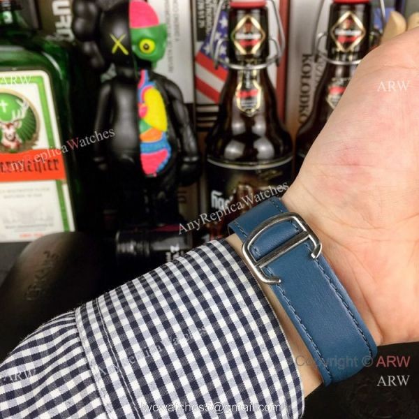 New Cartier Watches 2019 Santos de Cartier Blue Dial Automatic watch 3