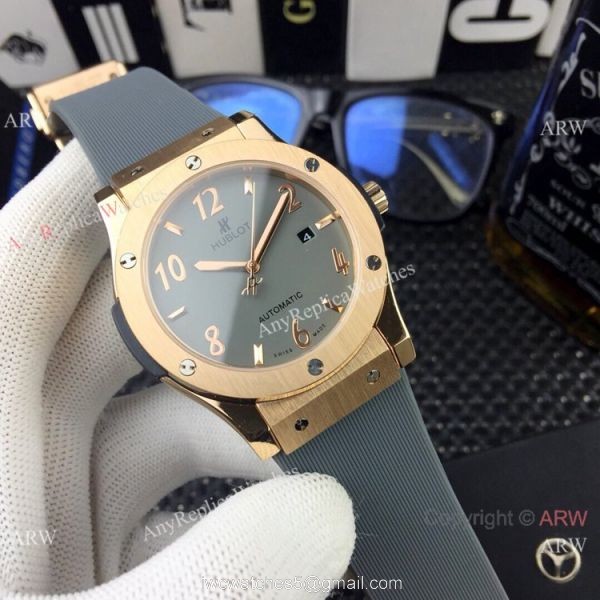 Replica Hublot Classic Fusion 43mm Watches Silver Dial Rose Gold 3