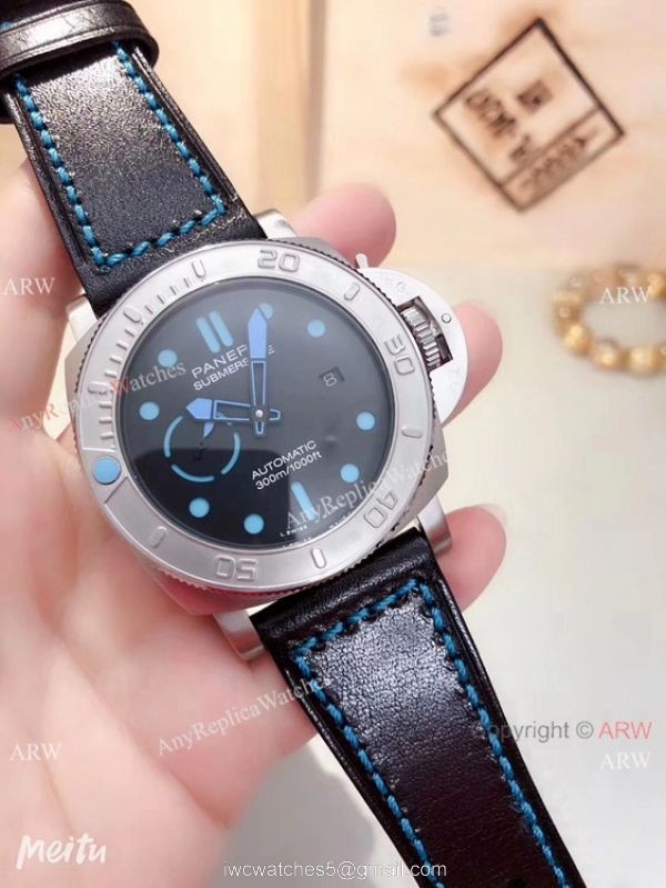 2019 Replica Panerai Submersible Mike Horn Edition PAM985 Watch Blue Markers 3