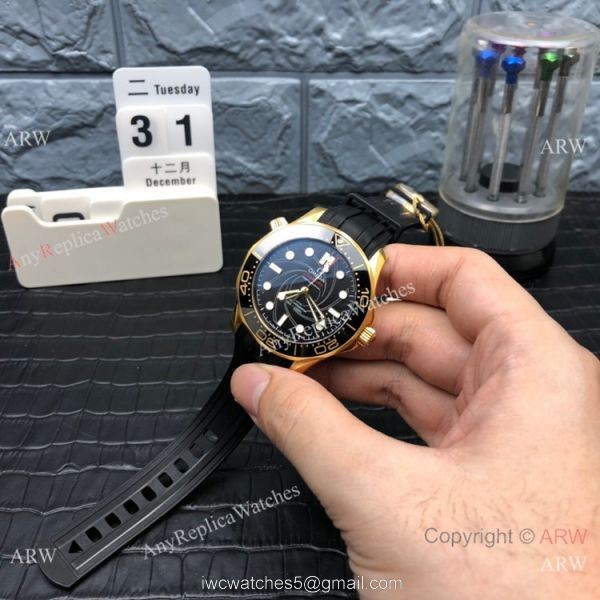 (VS) Omega Seamaster Diver 300M James Bond Replica Watch Omega 8800 Movement 3