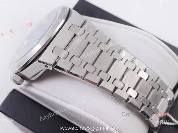 OM Factory New Upgraded Swiss Knockoff Audemars Piguet Royal Oak Silver Dial Mens Watch 3