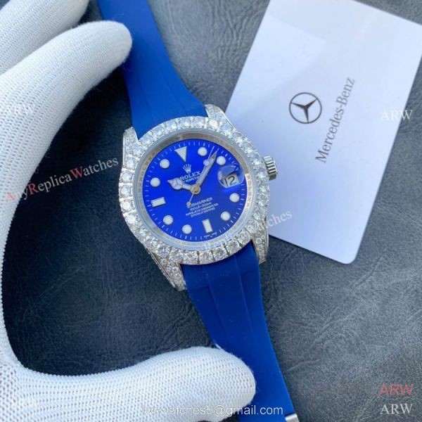 Top Replica Rolex Submariner Iced Out Diamond Watches 40mm Gold Case Blue Rubber Strap 3