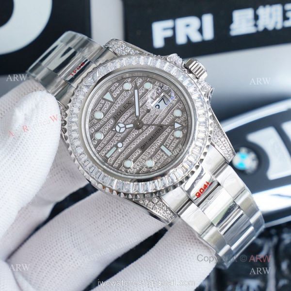 Swiss Replica Rolex GMT-Master II Full Diamonds Rolex 116758 Watch 3