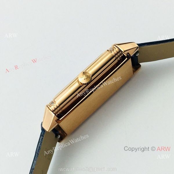 Swiss Replica Jaeger-LeCoultre Reverso One Sapphire Glass Watch 20mm Blue Dial 3