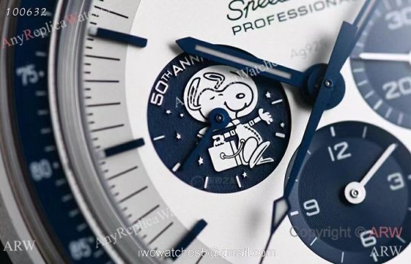 2021 Replica Omega Snoopy 50th Anniversary Watch 44.5mm Blue Bezel 3