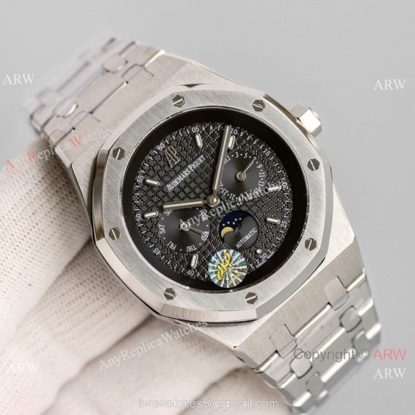 Swiss Replica Audemars Piguet Royal Oak Moon phase Watch 41mm Black Subdials 3