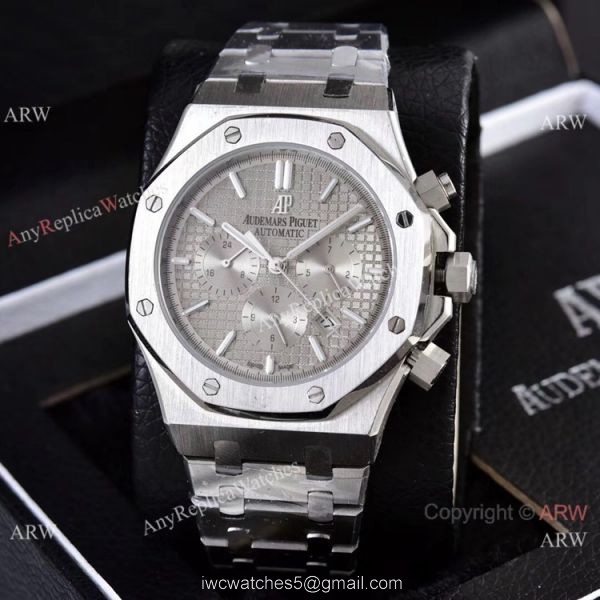 Knockoff Audemars Piguet Royal Oak 41mm Wrist Silver Steel Blue Sub-dials 3