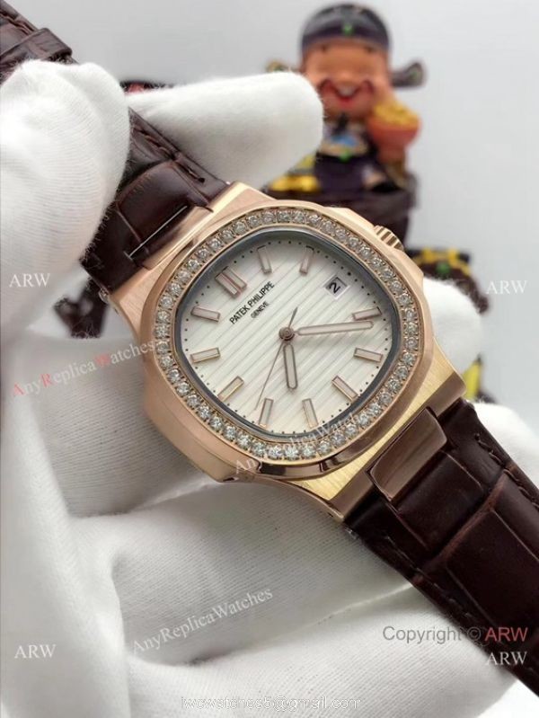 Patek Philippe Nautilus Replica Watch Diamond Bezel Rose Gold 3