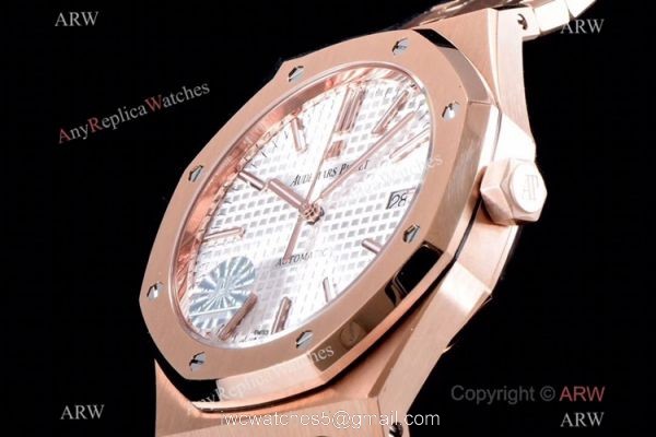 Grade 1A Replica Audemars Piguet Royal Oak JF v5 Version Rose Gold Watch 41mm 3