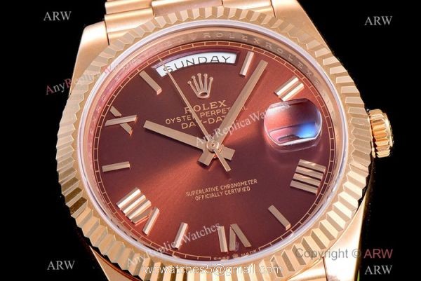 (GM) Rolex Day-Date 40mm Watch Rose Gold Roman Markers 3
