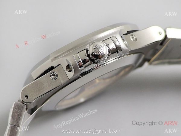 GR Factory Patek Philippe Nautilus Annual Calendar 5726 with White Dial Replica Watch 3