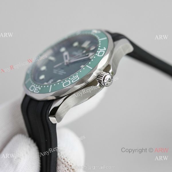 JH Factory Swiss Omega Seamaster James bond 8500 Watch Black Rubber Strap 3