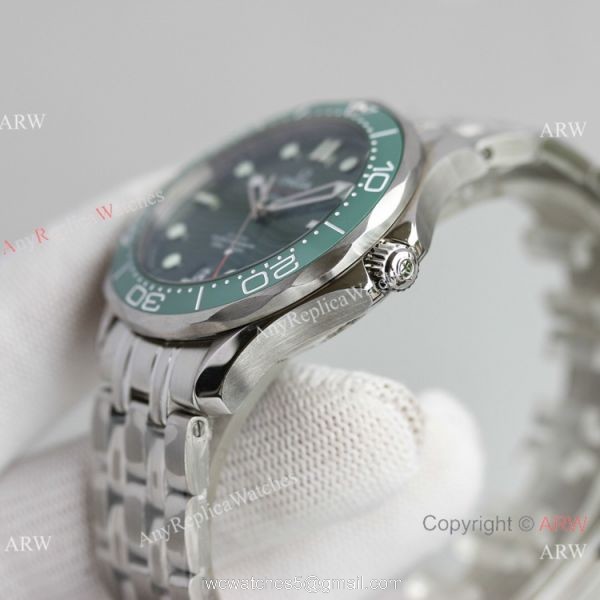 JH Factory Omega Seamaster James bond 8500 Watch Green Ceramic Bezel 3
