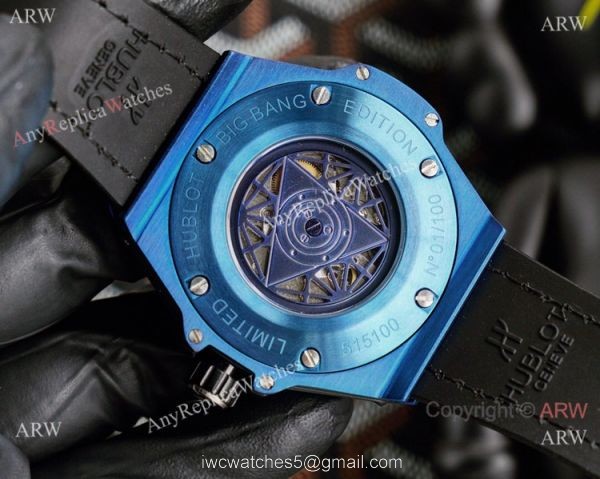 New Replica Hublot Big Bang Sang Bleu Watches Iced Out Blue Dial 3