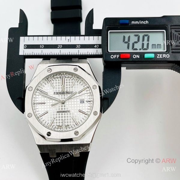 Best Quality Audemars Piguet Royal Oak Autoamtic Watch 42mm Silver Dial 3