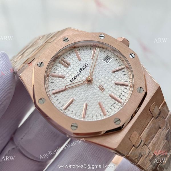 Copy Audemars Piguet Royal Oak Jumbo QUARTZ Watch Rose Gold White Dial 3