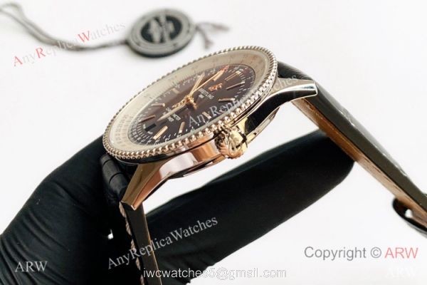 V7 Factory Swiss Breitling Navitimer 1 Black Leather Strap Watch SW200 Movement 3