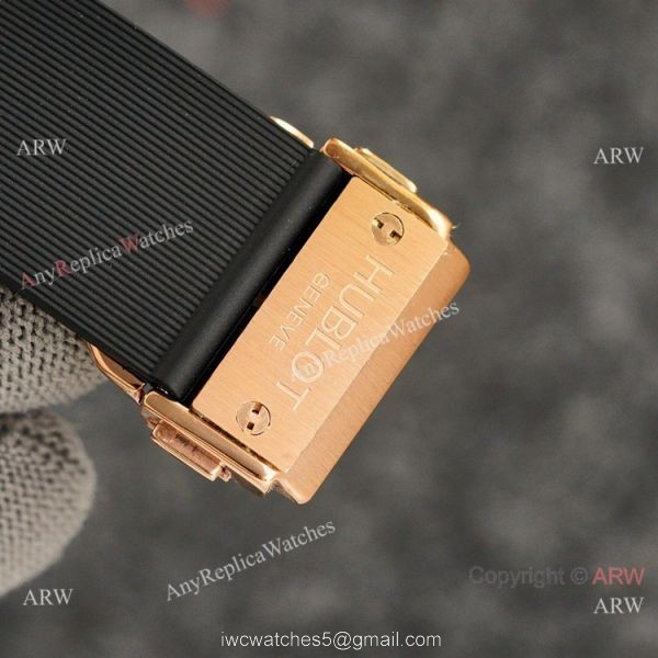 Knockoff Hublot Classic Fusion Diamond Face Rose Gold Watch 43mm 3