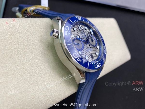 New OM Factory Omega Seamaster Diver 300m Grey Dial Blue Rubber Strap Replica Watch For Men 3