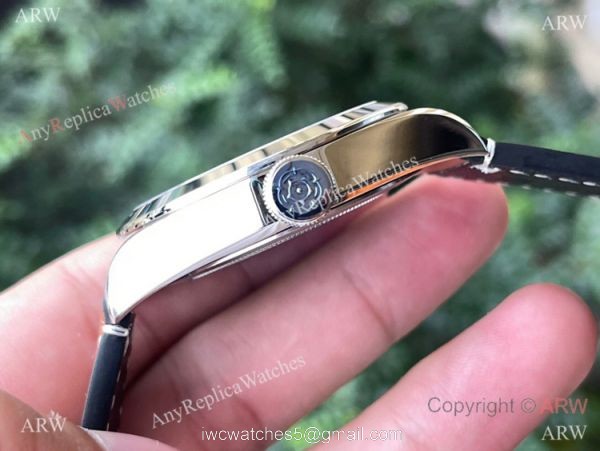 Swiss Replica Tudor Black Bay m79540 Bucherer Blue Dial Watch 41mm 3