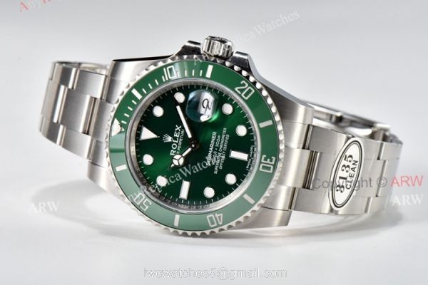Clean Factory Submariner V4 Hulk 116610LV Super Clone Rolex Watches 40mm 3