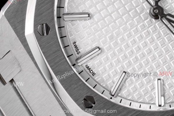 15500 ZF Audemars Royal Oak Silver Dial Stainless Steel Superclone Watch 41mm 3