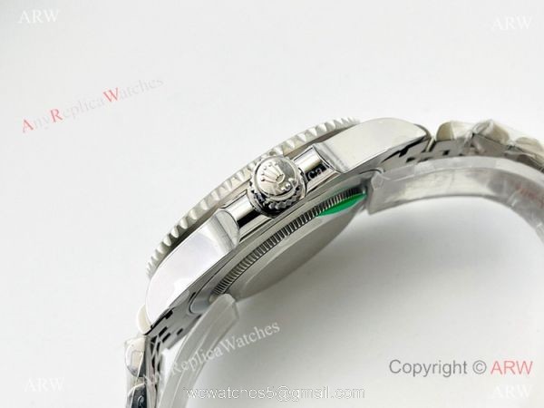 AR Factory V2 Swiss 3186 Rolex GMT-Master II Batman Jubilee Watch AAA Replica 3