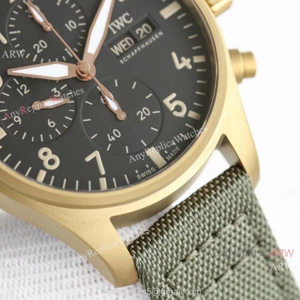 ZF Swiss IWC Pilots Chronograph 10 Years of MR PORTERo Edition 7750 Bronzo watch 3