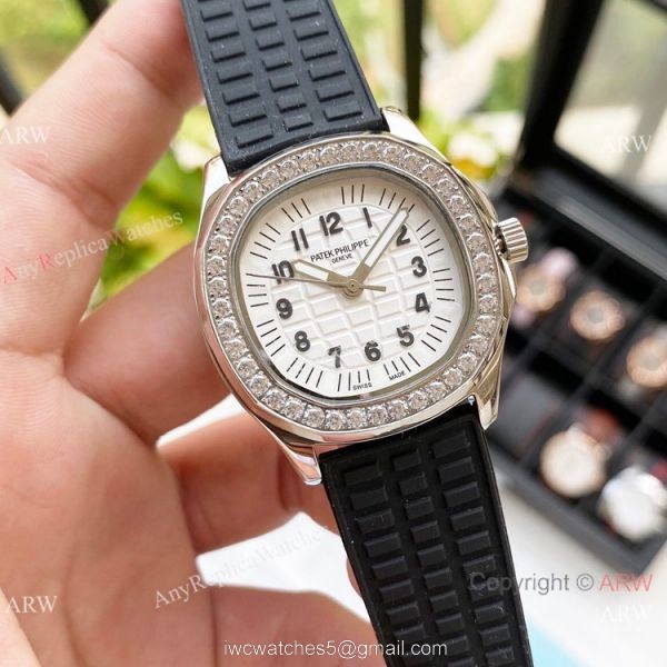 Replica Patek Philippe Lady-Aquanaut Watch Diamond Bezel Black Dial 3