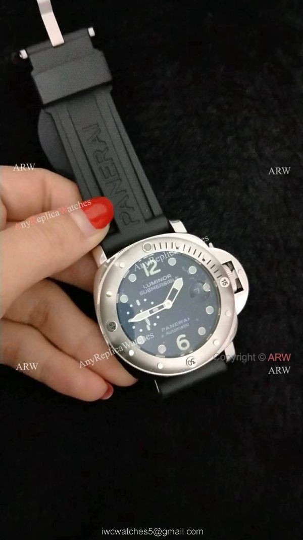 Buy Replica PAM 024 Panerai Luminor Submersible SS Rubber Watch 4