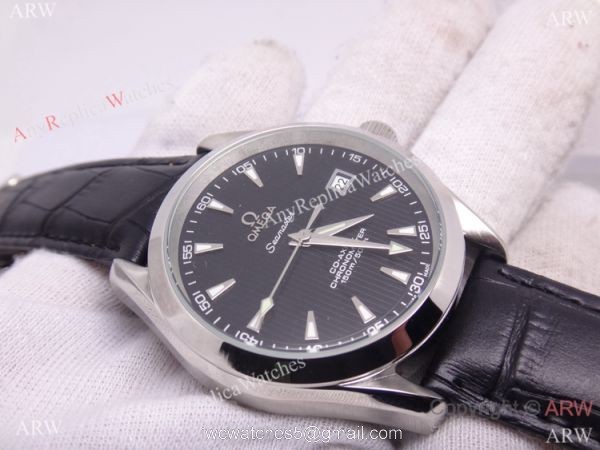 Replica Omega Seamaster Co-Axial Watch Black Dial / Black Leather Strap 4