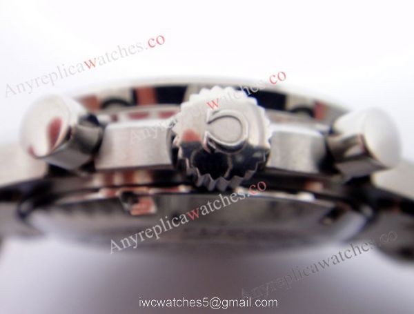 Omega Speedmaster Professional Moon Chronograph 40mm 4