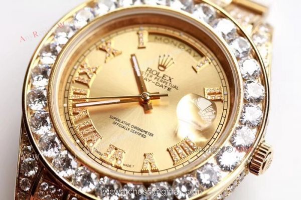 Swiss Grade 1 Replica Rolex Presidential Diamond DayDate Watch Yellow Gold 39mm 4