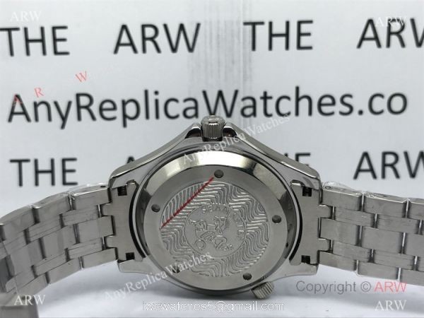 Omega Replica Watches James Bond Watch Blue Dial w/ Super Luminous 4