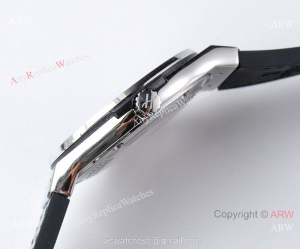 Replica Hublot Classic Fusion V2 Gray Dial Watch Swiss ETA2892 4