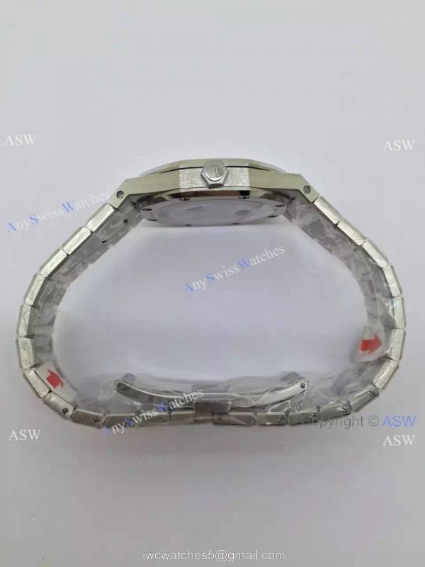 Copy Swiss Audemars Piguet Royal Oak Diamond Bezel Watch SS White Dial 4