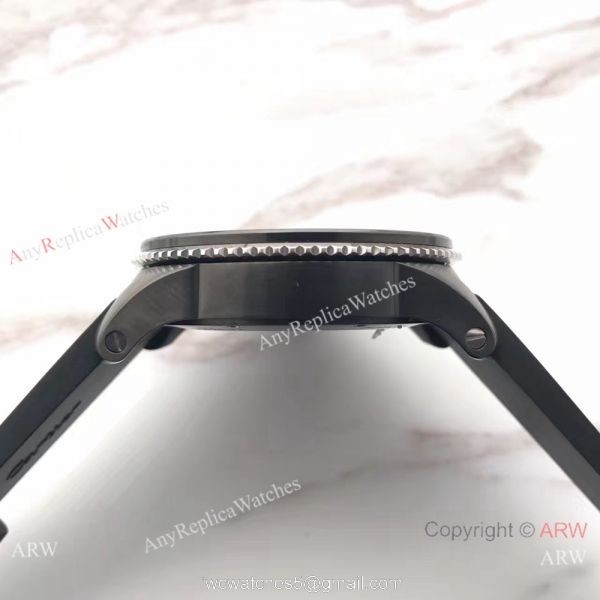 Swiss Replica Calibre De Cartier Diver Black PVD Watch Silver Fluted Bezel 4