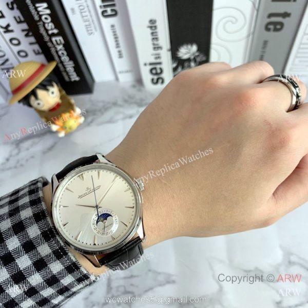 Clone Jaeger LeCoultre Master Ultra Thin Moon Men Watch 43mm 4