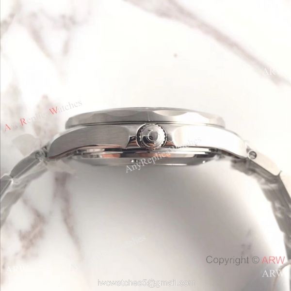 Omega Seamaster James Bond 50th Anniversary Replica Watch with Swiss 2824 4