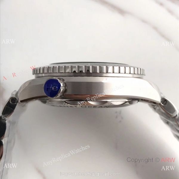 Swiss Replica Omega Seamaster Planet Ocean 600m Diver Men Watch Dark Blue Red Bezel 4