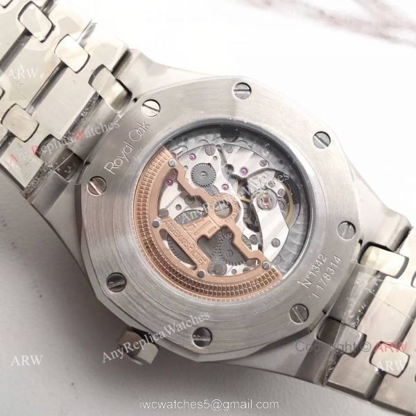 Replica Audemars Piguet Royal Oak Stainless Steel Watch 39mm Black Dial 4