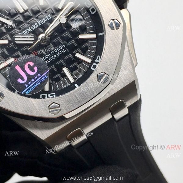 Fake Audemars Piguet Royal Oak Offshore Diver Watches SS Black Dial 42mm 4