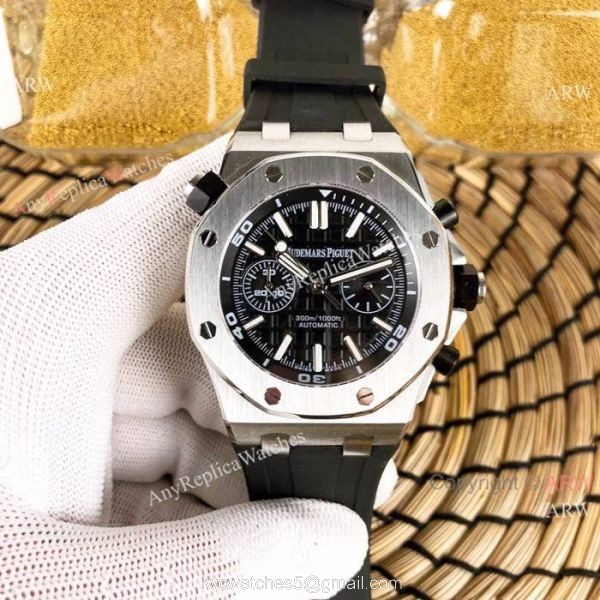 Audemars Piguet Royal Oak Offshore Diver Automatic watch SS Blue Face 4