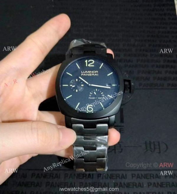 Luminor Panerai 72 Power Reserve Replica Watch All Black Green Markers 4