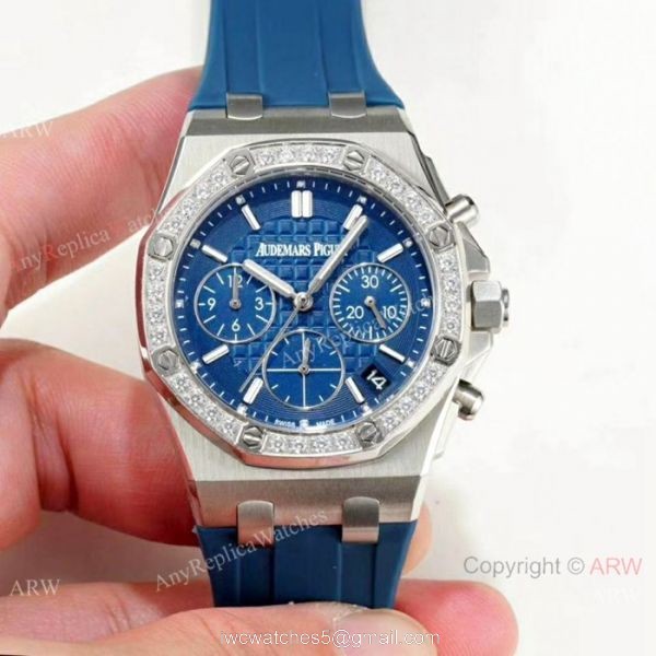 Women Audemars Piguet Royal Oak offshore Replica Watch Diamond Bezel White Dial 4