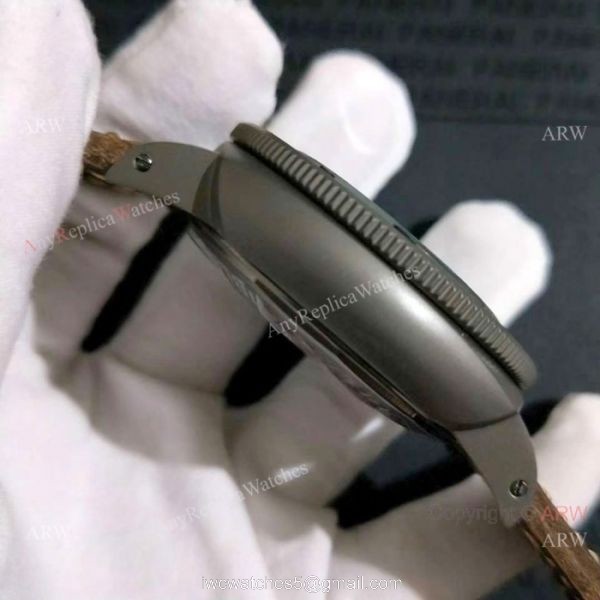 New Copy Panerai luminor submersible Brown Leather Bracelet Chocolate Case 4