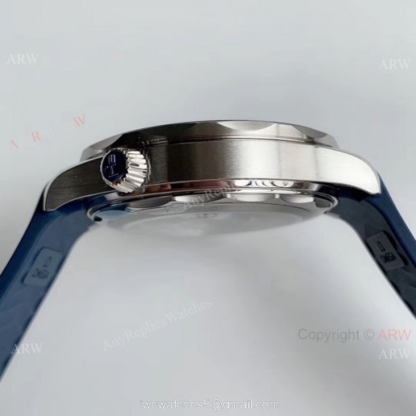 (OM Factory)Omega Seamaster 300 Replica Watch SS Blue Rubber Strap 4