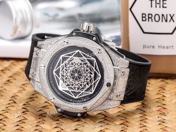 2019 Replica Hublot Big Bang Sang Bleu Iced Out Rose Gold Watches 4