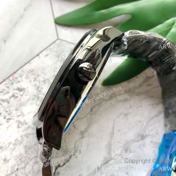 Buy Vacheron Constantin Geneve Fake Malte Moonphase Watch Black and White 4