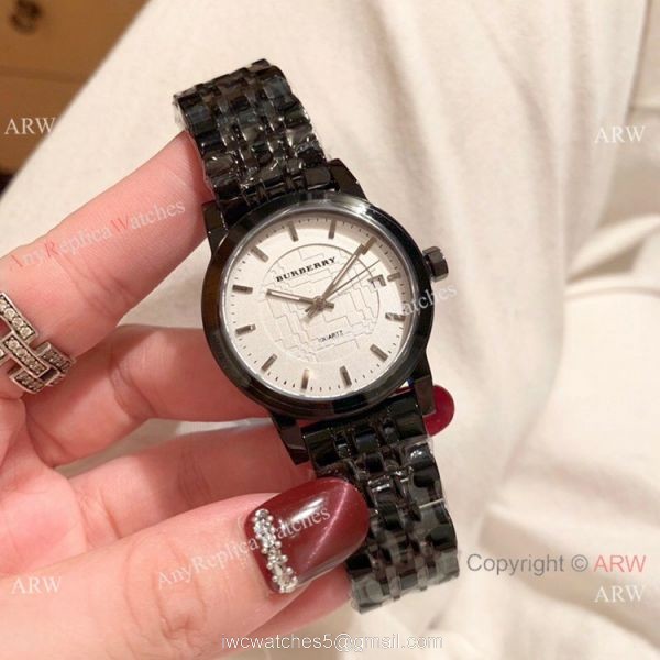 Solid Black Burberry Replica Watch 32mm Quartz Movement 4